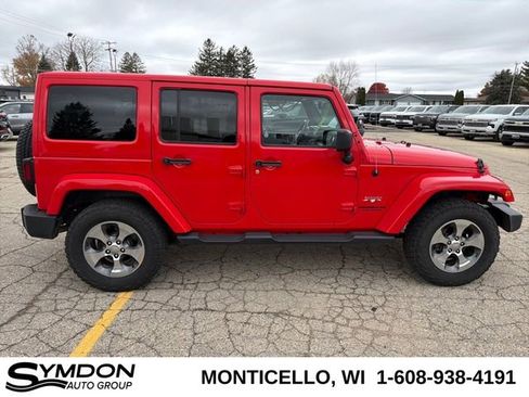 Used 2017 Jeep Wrangler Unlimited Sahara w/ Dual Top Group image 3