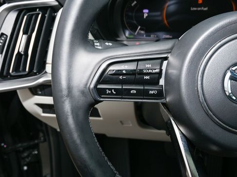 New 2024 MAZDA CX-90 Plug-In Hybrid w/ Premium Plus AWD/4WD image 29