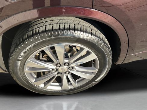 Used 2020 Cadillac XT6 Premium Luxury image 15