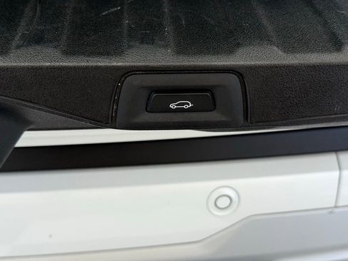 Used 2024 BMW X5 xDrive40i w/ Premium Package image 7