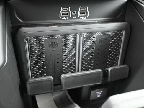 New 2026 RAM 2500 Laramie w/ Night Edition AWD/4WD image 25