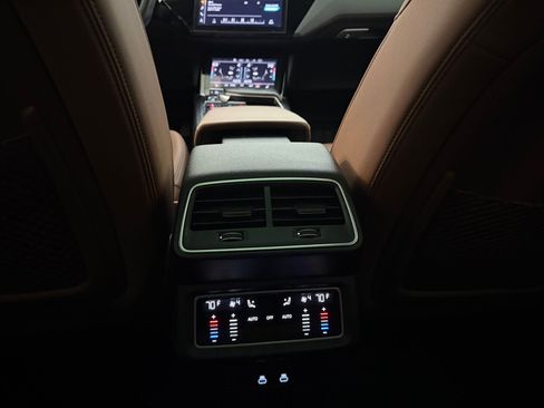 Certified 2023 Audi e-tron Premium w/ Convenience Plus Package AWD/4WD image 24