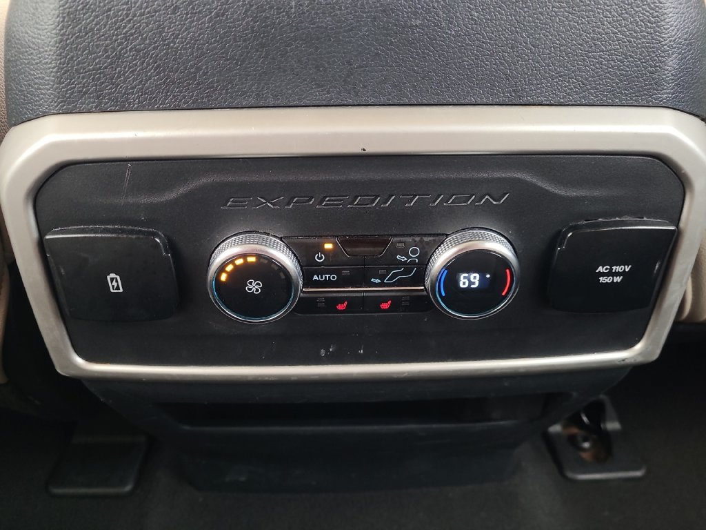 Used 2024 Ford Expedition Max Limited AWD/4WD image 31
