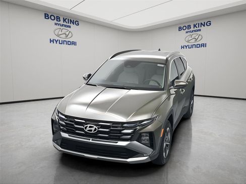 New 2026 Hyundai Tucson SEL FWD image 18