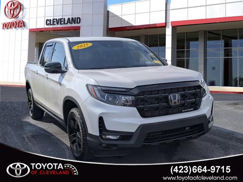 Used 2025 Honda Ridgeline Black Edition image 1