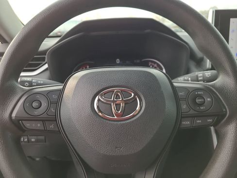 Used 2024 Toyota RAV4 XLE image 23