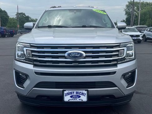 Used 2018 Ford Expedition XLT w/ Equipment Group 202A AWD/4WD image 34