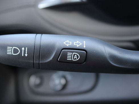 Used 2024 Buick Envista Preferred w/ Convenience I Package image 30