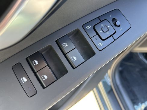 Used 2024 Kia Niro Wind w/ Wind Preserve Package FWD image 20