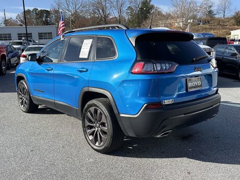 Used 2021 Jeep Cherokee Latitude Lux 80th Anniv w/ Quick Order Package 26U 80TH image 8