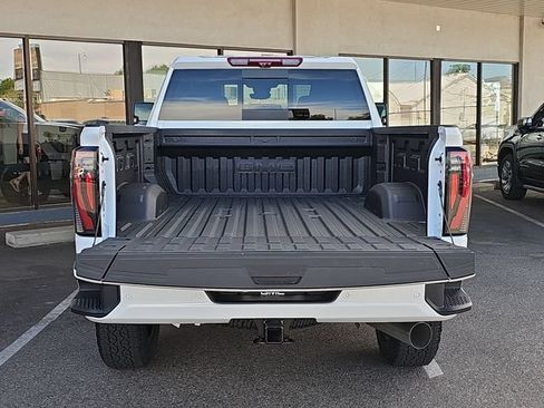 New 2026 GMC Sierra 3500 AT4 w/ AT4 Premium Plus Package AWD/4WD image 26