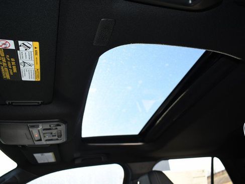 New 2025 Toyota 4Runner Limited image 10