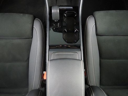 Used 2022 Volvo C40 P8 Recharge Ultimate image 23