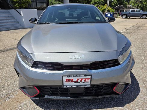 Used 2023 Kia Forte GT-Line w/ GT-Line Premium Package FWD image 2