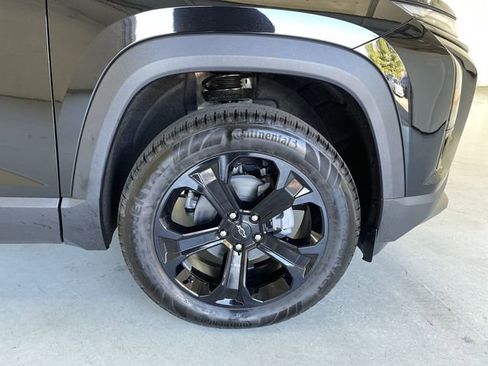 New 2026 Chevrolet Equinox LT FWD image 17