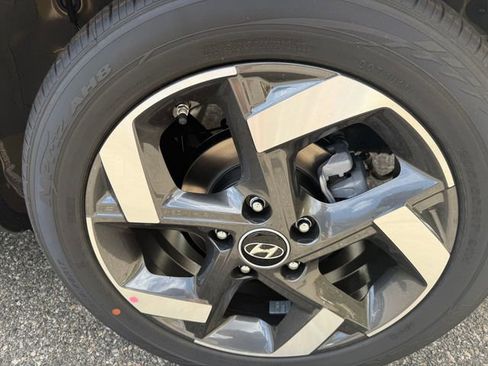 New 2026 Hyundai Venue SEL image 6