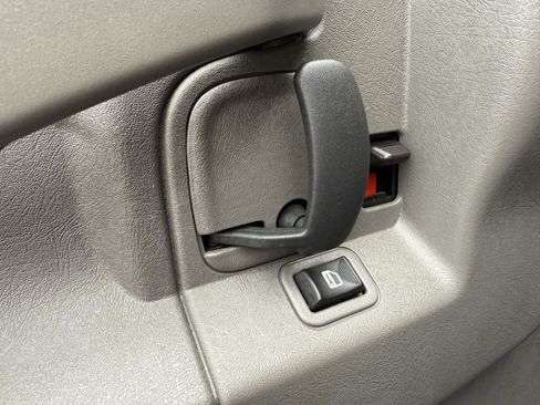 Used 2024 Chevrolet Express 2500 w/ Driver Convenience Package image 15