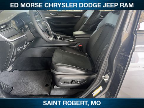 New 2026 Jeep Grand Cherokee Altitude AWD/4WD image 27