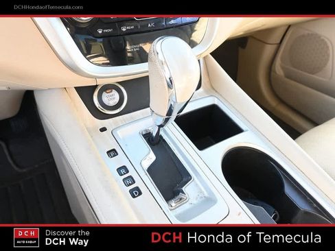 Used 2018 Nissan Murano Platinum image 11