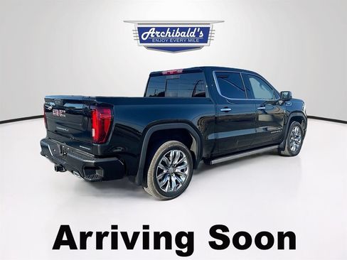 Used 2024 GMC Sierra 1500 Denali AWD/4WD image 5