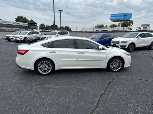 Used 2018 Toyota Avalon Limited w/ Protection Package FWD image 4