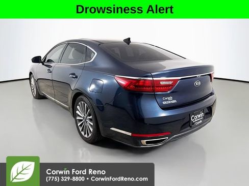 Used 2017 Kia Cadenza Premium w/ Luxury Package image 5