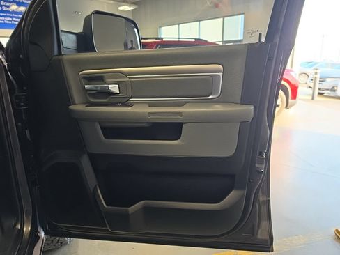 Used 2017 RAM 1500 Big Horn AWD/4WD image 23