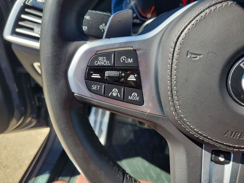 Used 2022 BMW X5 M50i w/ Executive Package image 26