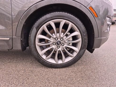 Used 2017 Lincoln MKC Reserve image 14