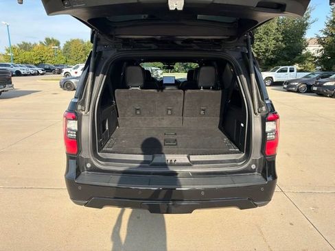 Used 2021 Ford Expedition Max Limited AWD/4WD image 15