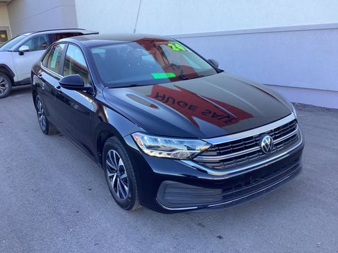 Used 2024 Volkswagen Jetta S image 2