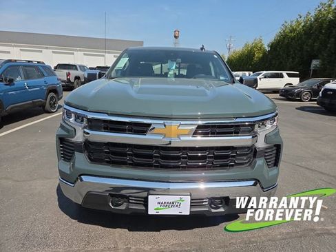 Used 2025 Chevrolet Silverado 1500 LT w/ Leather Package AWD/4WD image 2