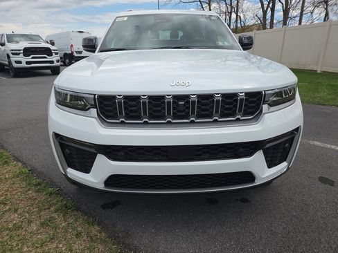 New 2026 Jeep Grand Cherokee L Limited AWD/4WD image 20