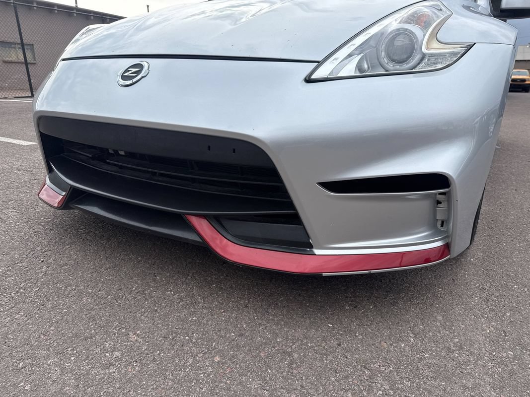 Used 2011 Nissan 370Z Coupe RWD image 9