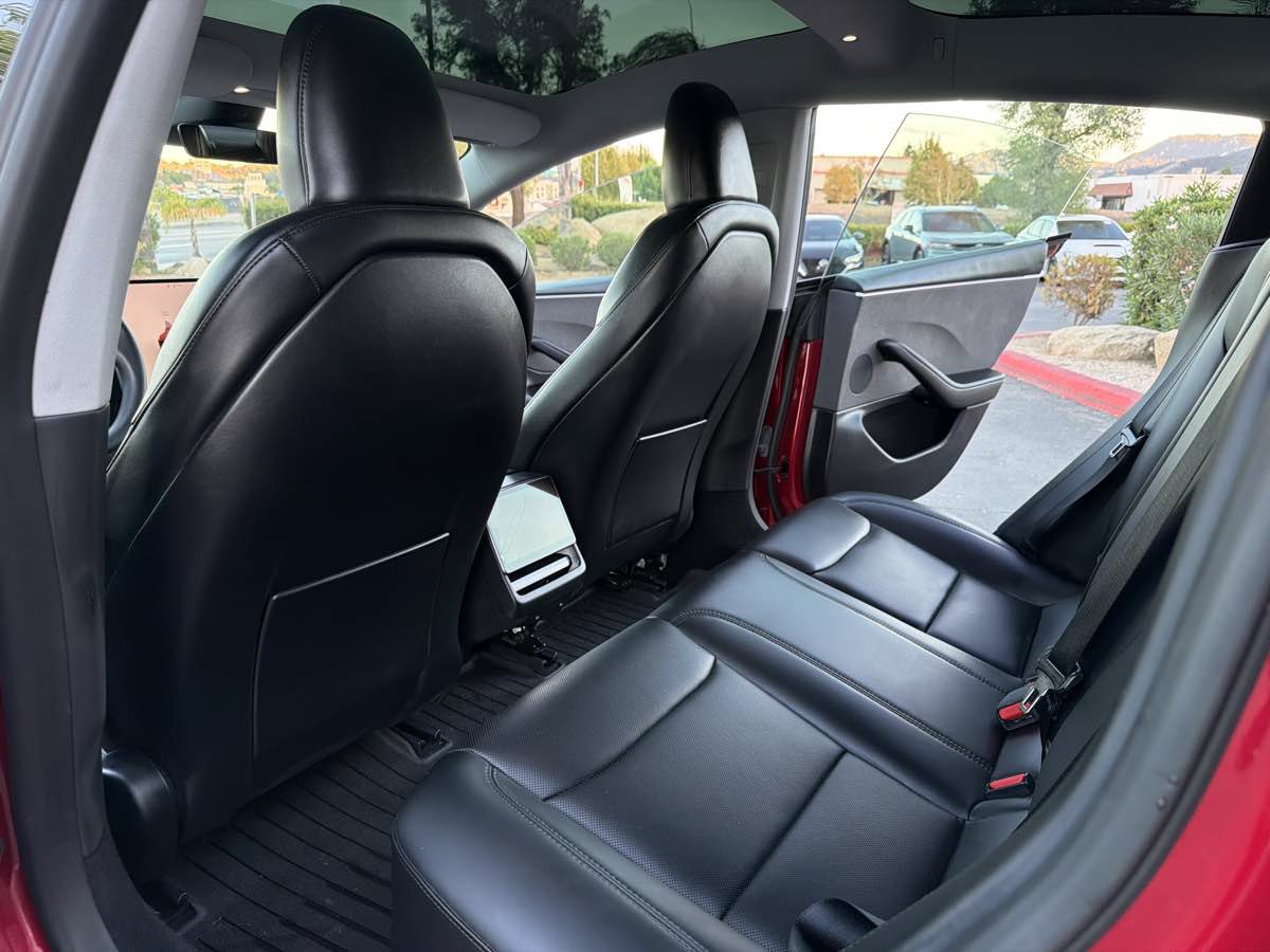 Used 2025 Tesla Model 3 Long Range RWD image 25