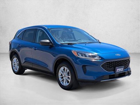 Used 2022 Ford Escape SE AWD/4WD image 3