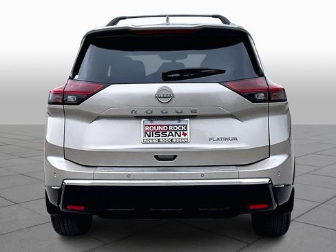 Certified 2025 Nissan Rogue Platinum w/ Platinum Premium Package image 4
