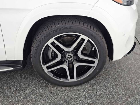 Used 2019 Mercedes-Benz GLS 550 4MATIC image 9