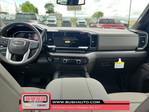 New 2026 GMC Sierra 3500 SLT w/ SLT Premium Package AWD/4WD image 10