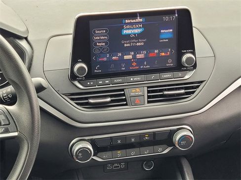 Used 2022 Nissan Altima 2.5 SV image 19