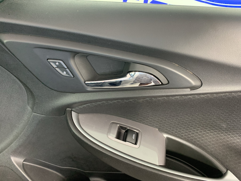 Used 2024 Chevrolet Malibu LT FWD image 34