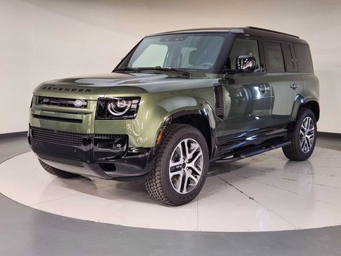 New 2026 Land Rover Defender 110 X-Dynamic SE AWD/4WD image 1