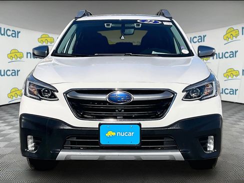Used 2022 Subaru Outback Touring XT image 2
