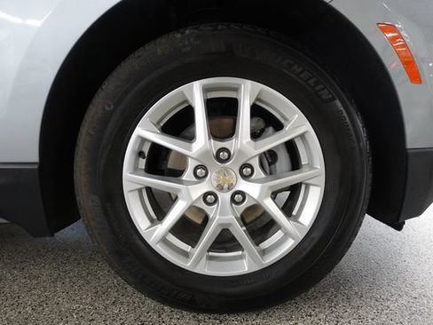 Used 2024 Chevrolet Equinox LT FWD image 26