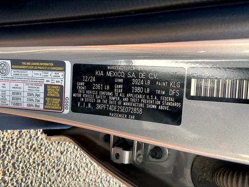 Used 2025 Kia K4 FWD image 36