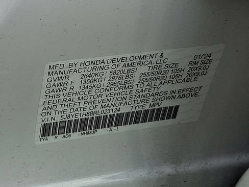 Used 2024 Acura MDX SH-AWD w/ Advance Package image 28