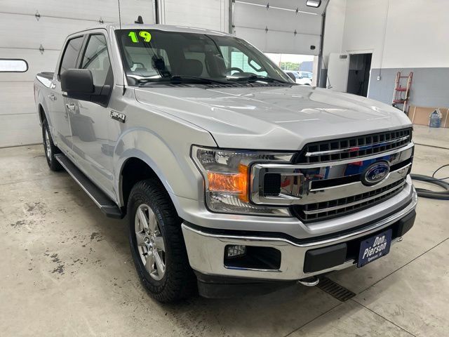 Used 2019 Ford F150 XLT w/ Equipment Group 302A Luxury AWD/4WD image 3