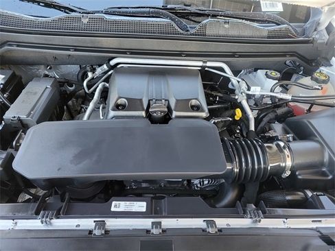 Used 2023 Chevrolet Colorado Z71 w/ Z71 Convenience Package 2 image 30