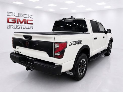 Used 2023 Nissan Titan PRO-4X w/ Pro-4x Convenience Package AWD/4WD image 9