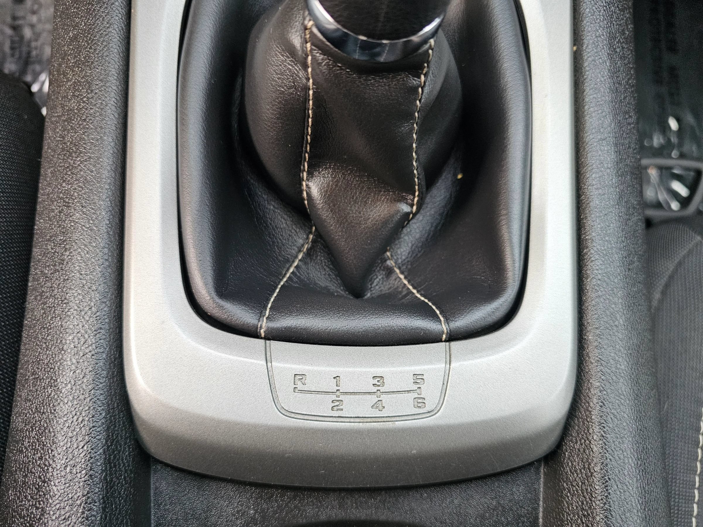 Used 2013 Chevrolet Camaro LS RWD image 13